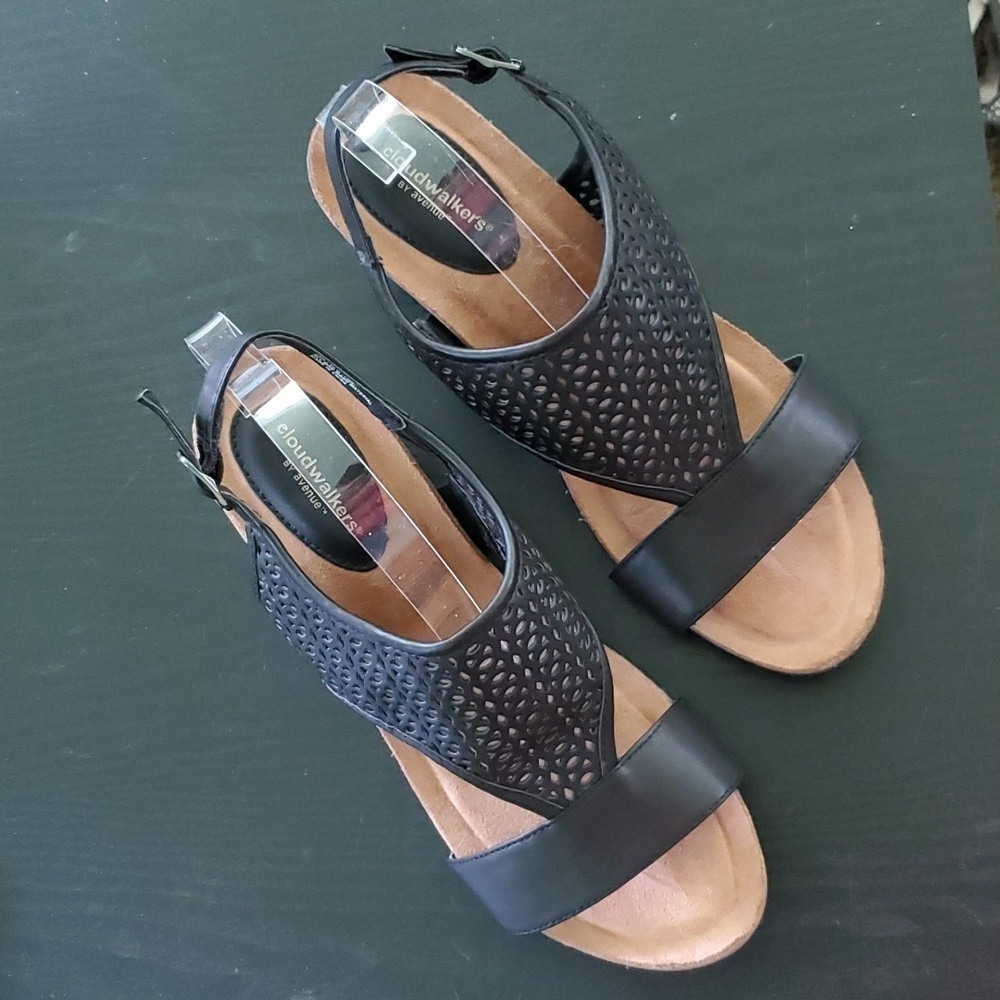 Cloudwalkers by Avenue Wedge Sandals Ava Women's 9.5 Wide Black
